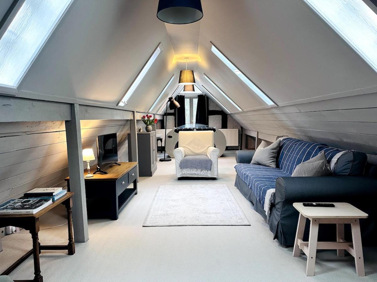 Charming Annexe In A Rural Setting